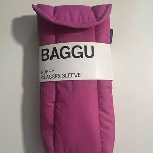 NWT Baggu Puffy Glasses Sleeve in Extra Pink